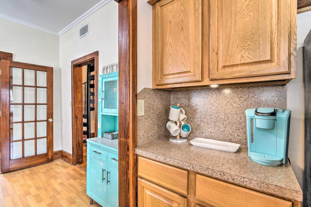 Galveston 'Blue Bungalow' - Walk To Beach! Exterior photo